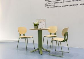 桌椅闪耀广州家博会创新设计摘双奖！AG真人旗舰厅三朗FINN系列餐